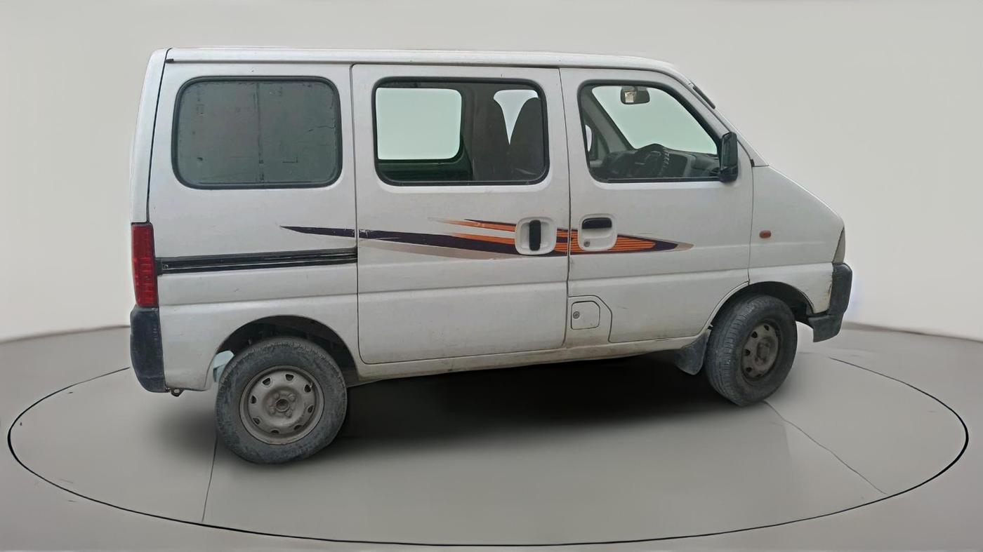 2017 Maruti Eeco 5 STR WITH A/C+HTR, CNG, Manual, 1,06,868 km, exterior