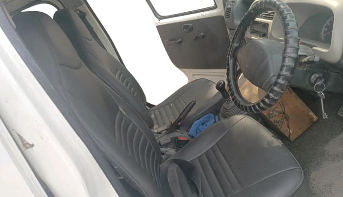 2017 Maruti Eeco 5 STR WITH A/C+HTR, CNG, Manual, 1,06,868 km, interior