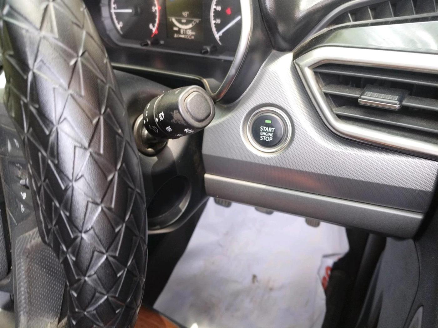 2021 Tata Harrier XT 2.0L KRYOTEC DARK EDITION, Diesel, Manual, 87,106 km, interior