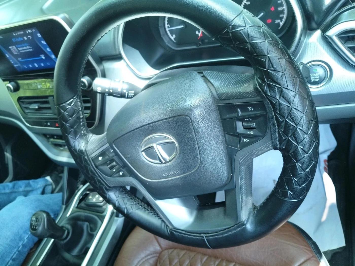2021 Tata Harrier XT 2.0L KRYOTEC DARK EDITION, Diesel, Manual, 87,106 km, interior