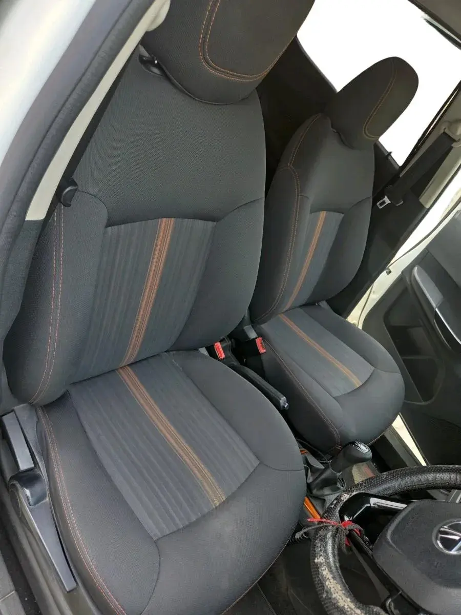 2018 Tata TIAGO NRG PETROL, CNG, Manual, 96,395 km, interior