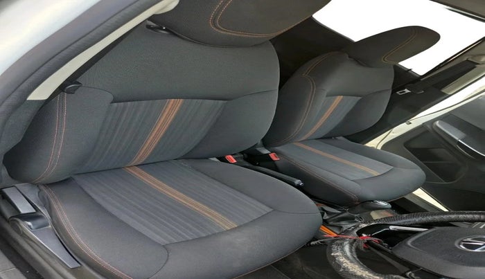 2018 Tata TIAGO NRG PETROL, CNG, Manual, 96,395 km, interior