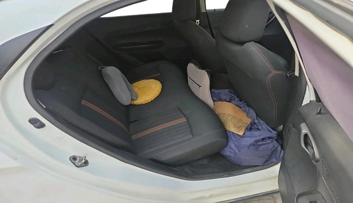 2018 Tata TIAGO NRG PETROL, CNG, Manual, 96,395 km, interior