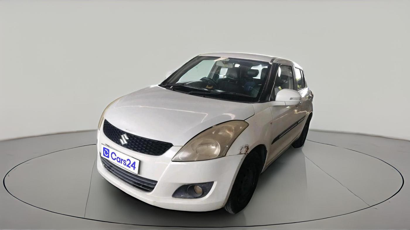 2013 Maruti Swift VXI, CNG, Manual, 1,56,799 km, exterior