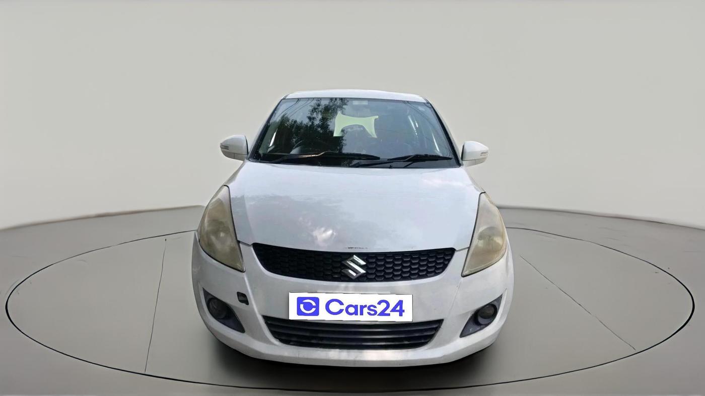 2013 Maruti Swift VXI, CNG, Manual, 1,56,799 km, exterior