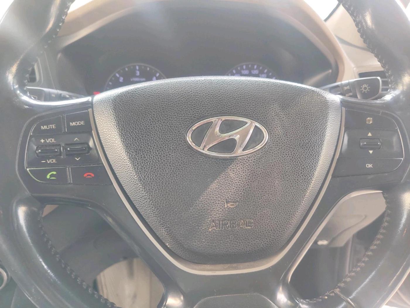 2017 Hyundai Elite i20 ASTA 1.4 CRDI (O), Diesel, Manual, 1,10,915 km, interior