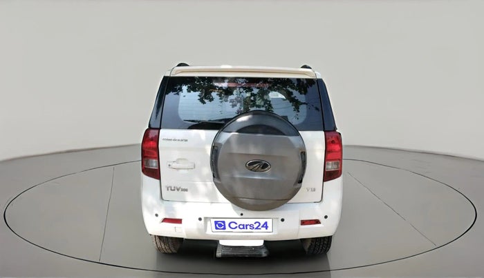 2018 Mahindra TUV300 T10, Diesel, Manual, 98,245 km, exterior