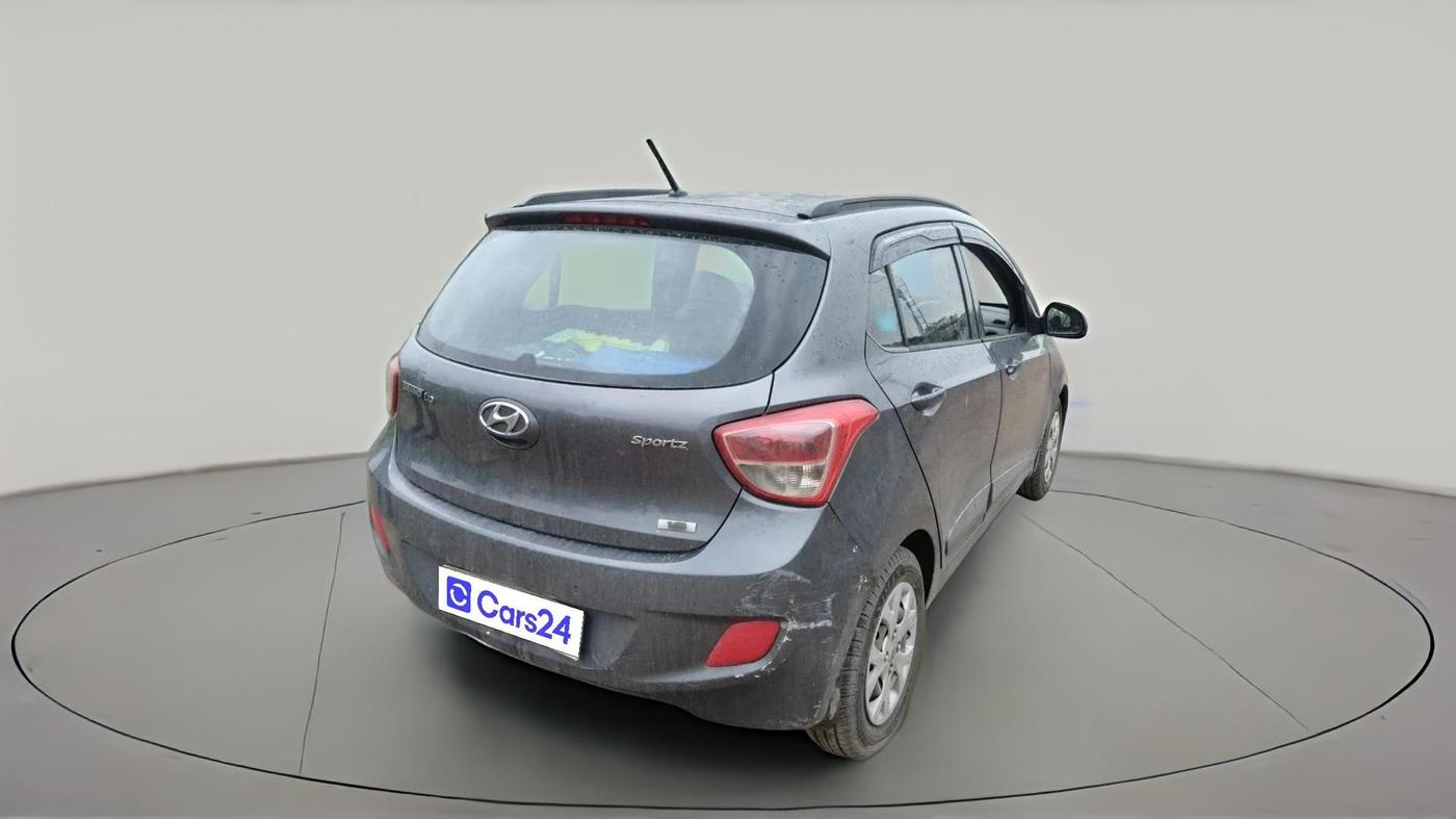 2015 Hyundai Grand i10 SPORTZ 1.2 KAPPA VTVT, CNG, Manual, 1,44,892 km, exterior