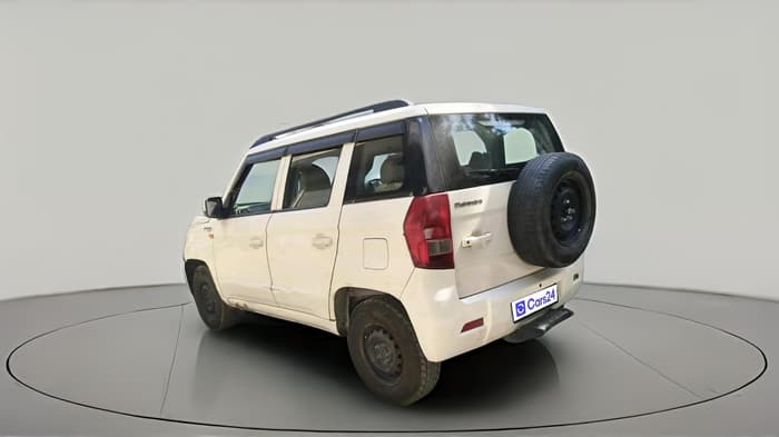 2019 Mahindra TUV300 T6 PLUS, Diesel, Manual, 3,19,623 km, exterior