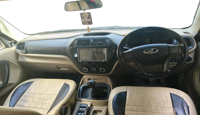 2019 Mahindra TUV300 T6 PLUS, Diesel, Manual, 3,19,623 km, interior