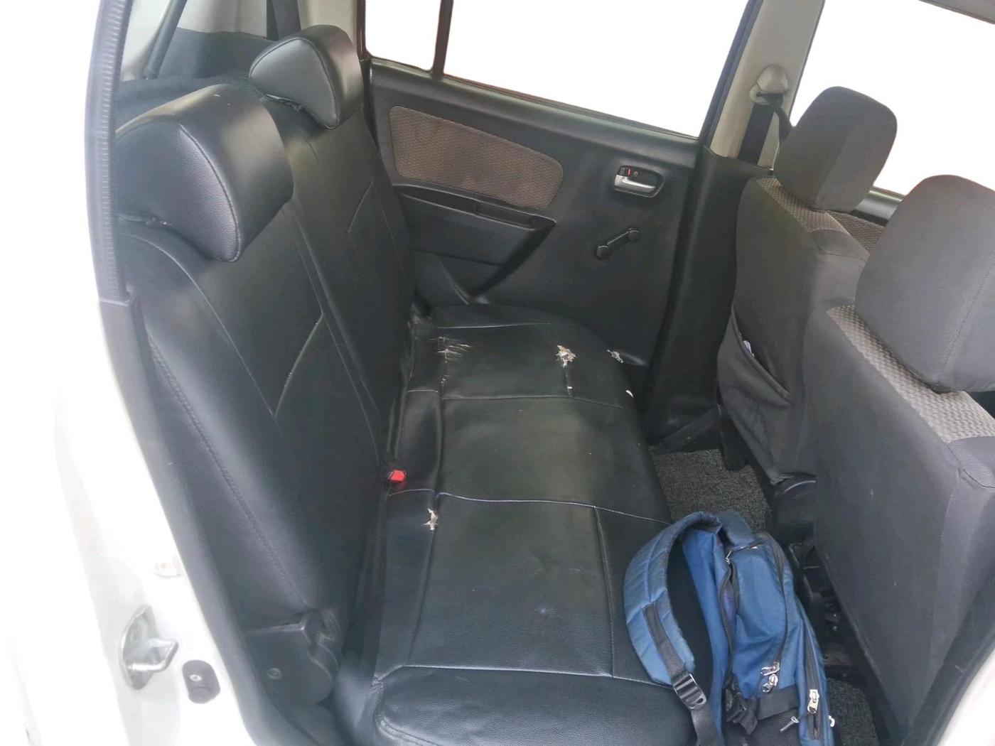 2013 Maruti Wagon R 1.0 LXI CNG, CNG, Manual, 1,47,070 km, interior