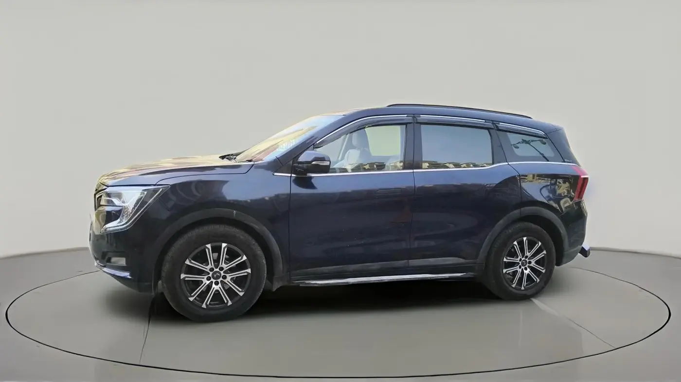 2021 Mahindra XUV700 AX 7 D MT 7 STR, Diesel, Manual, 1,20,443 km, exterior