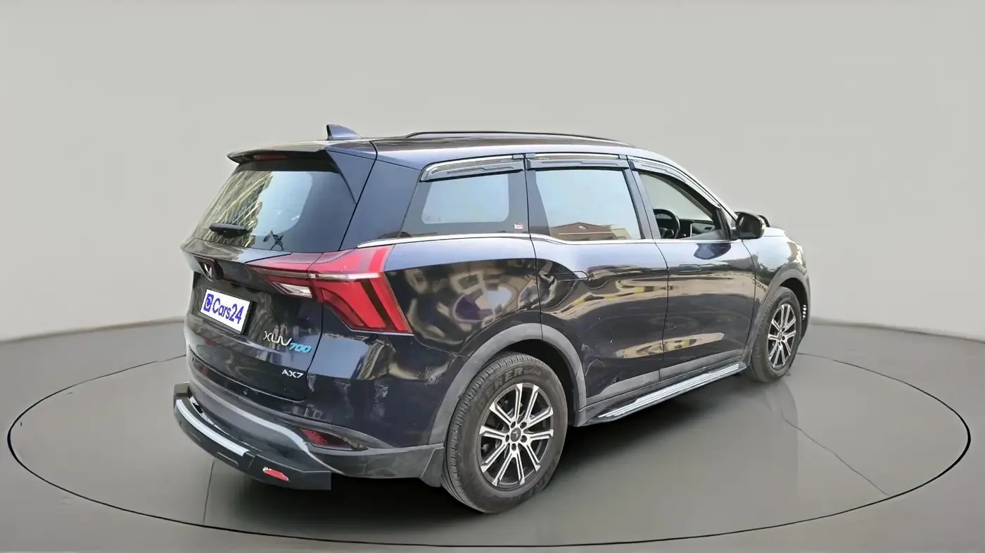 2021 Mahindra XUV700 AX 7 D MT 7 STR, Diesel, Manual, 1,20,443 km, exterior