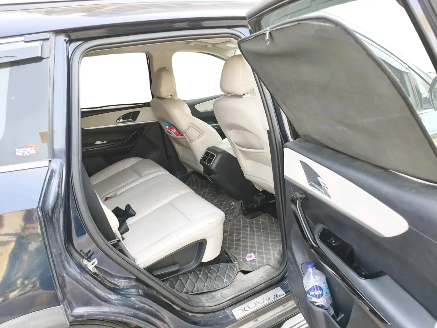 2021 Mahindra XUV700 AX 7 D MT 7 STR, Diesel, Manual, 1,20,443 km, interior