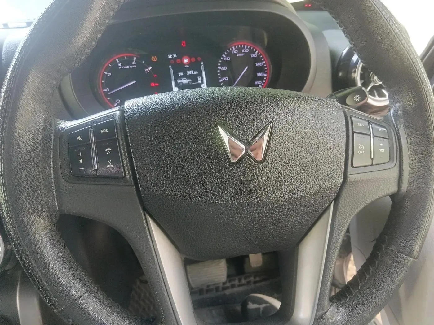2023 Mahindra Thar LX P 2WD AT HT, Petrol, Automatic, 39,895 km, interior