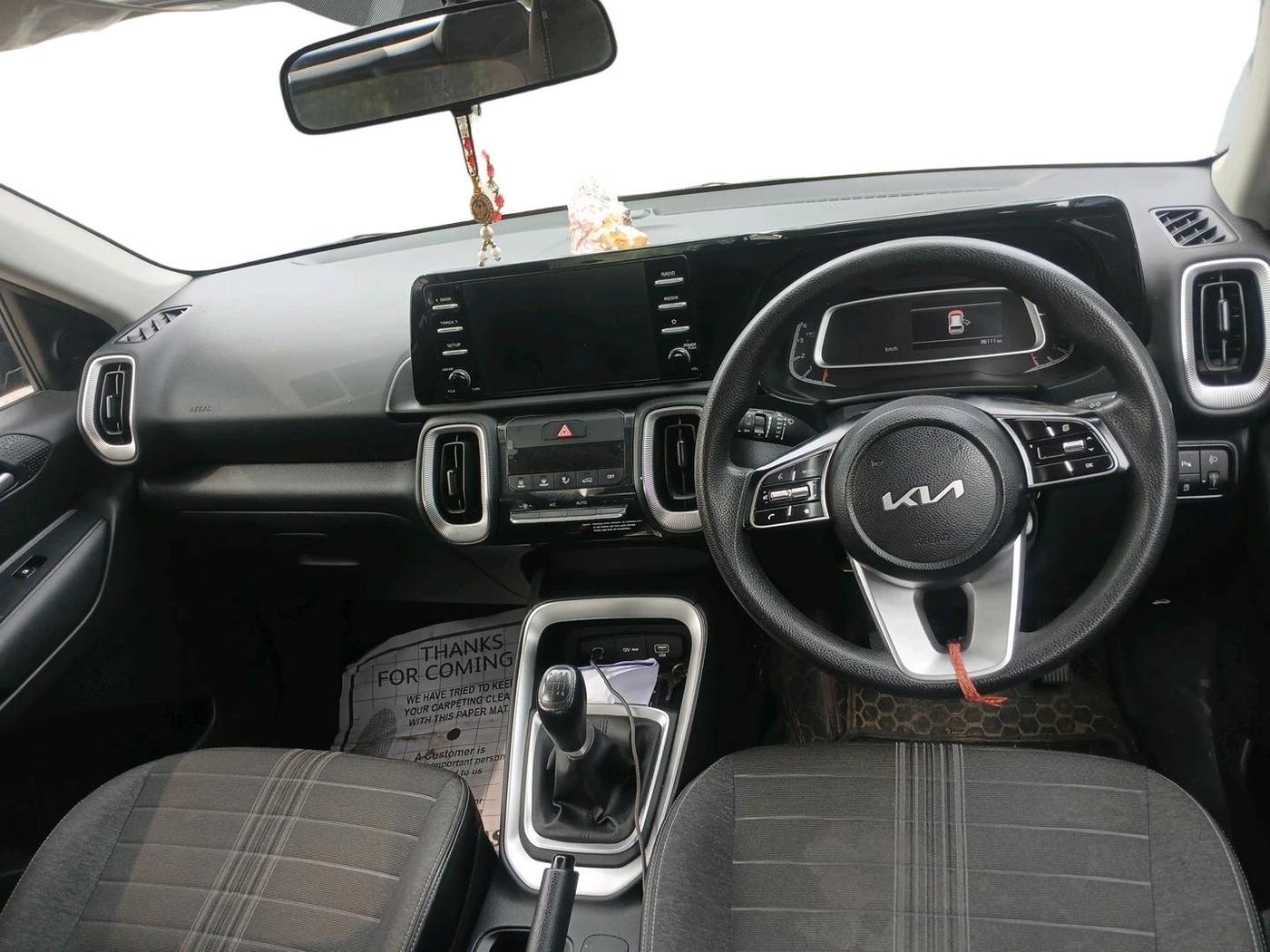 2025 KIA SONET HTK (O) 1.5 Diesel MT, Diesel, Manual, 36,111 km, interior