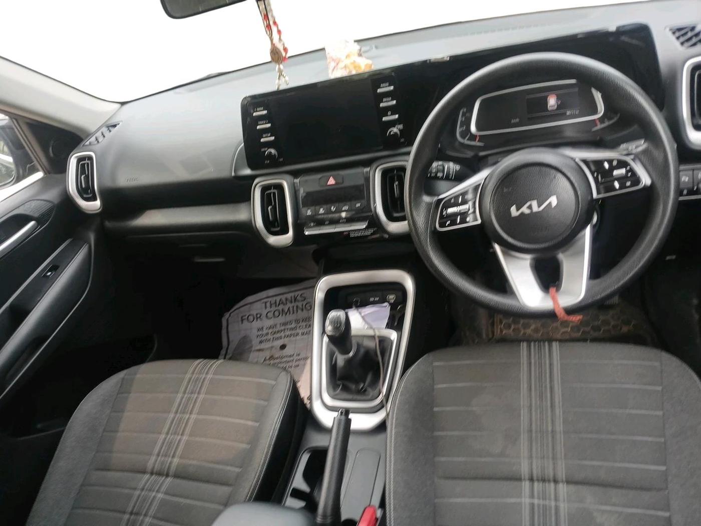 2025 KIA SONET HTK (O) 1.5 Diesel MT, Diesel, Manual, 36,111 km, interior