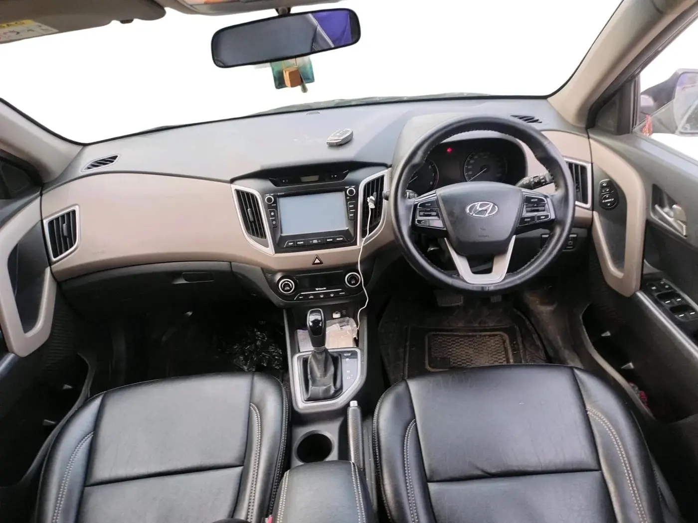 2016 Hyundai Creta SX PLUS AT 1.6 PETROL, Petrol, Automatic, 76,229 km, interior