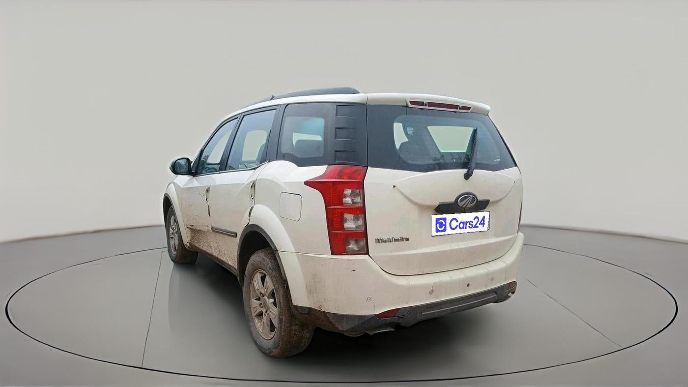 2012 Mahindra XUV500 W8, Diesel, Manual, 1,91,728 km, exterior