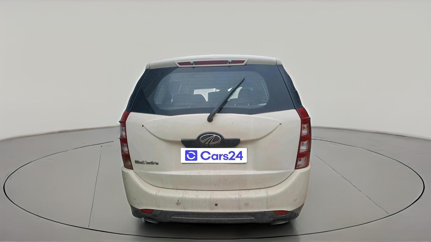 2012 Mahindra XUV500 W8, Diesel, Manual, 1,91,728 km, exterior