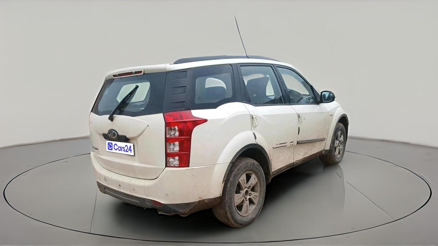 2012 Mahindra XUV500 W8, Diesel, Manual, 1,91,728 km, exterior
