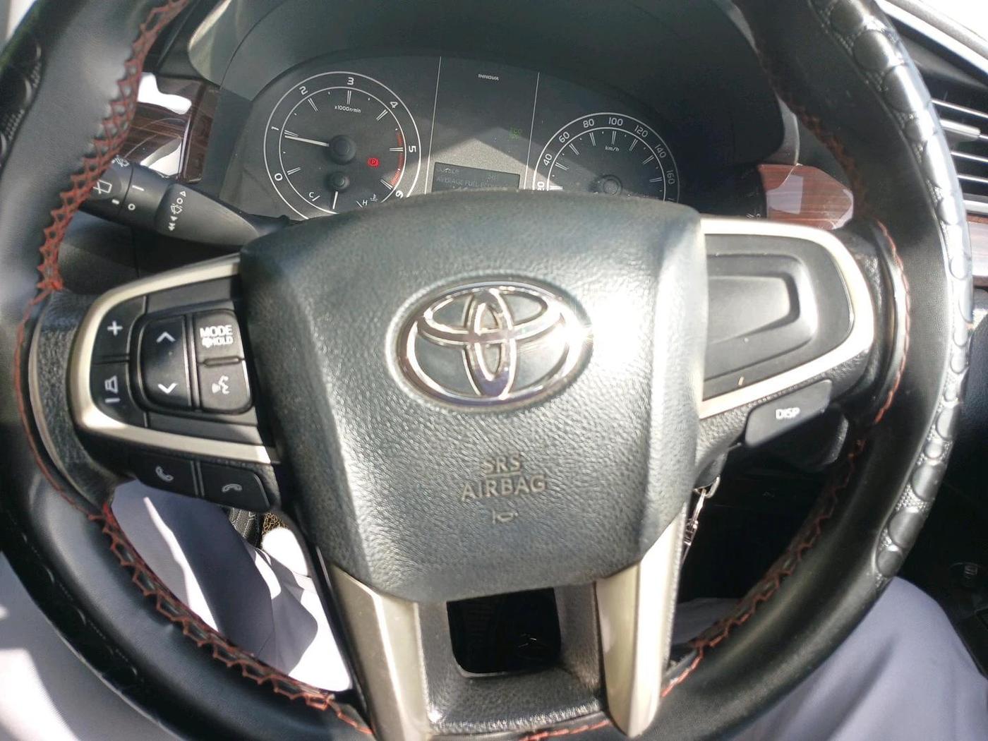2019 Toyota Innova Crysta 2.4 G 7 STR, Diesel, Manual, 2,38,616 km, interior