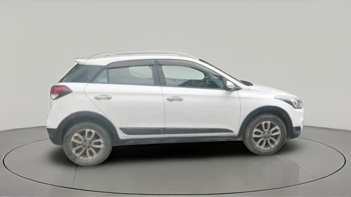 2015 Hyundai i20 Active 1.4 SX, Diesel, Manual, 1,09,379 km, exterior