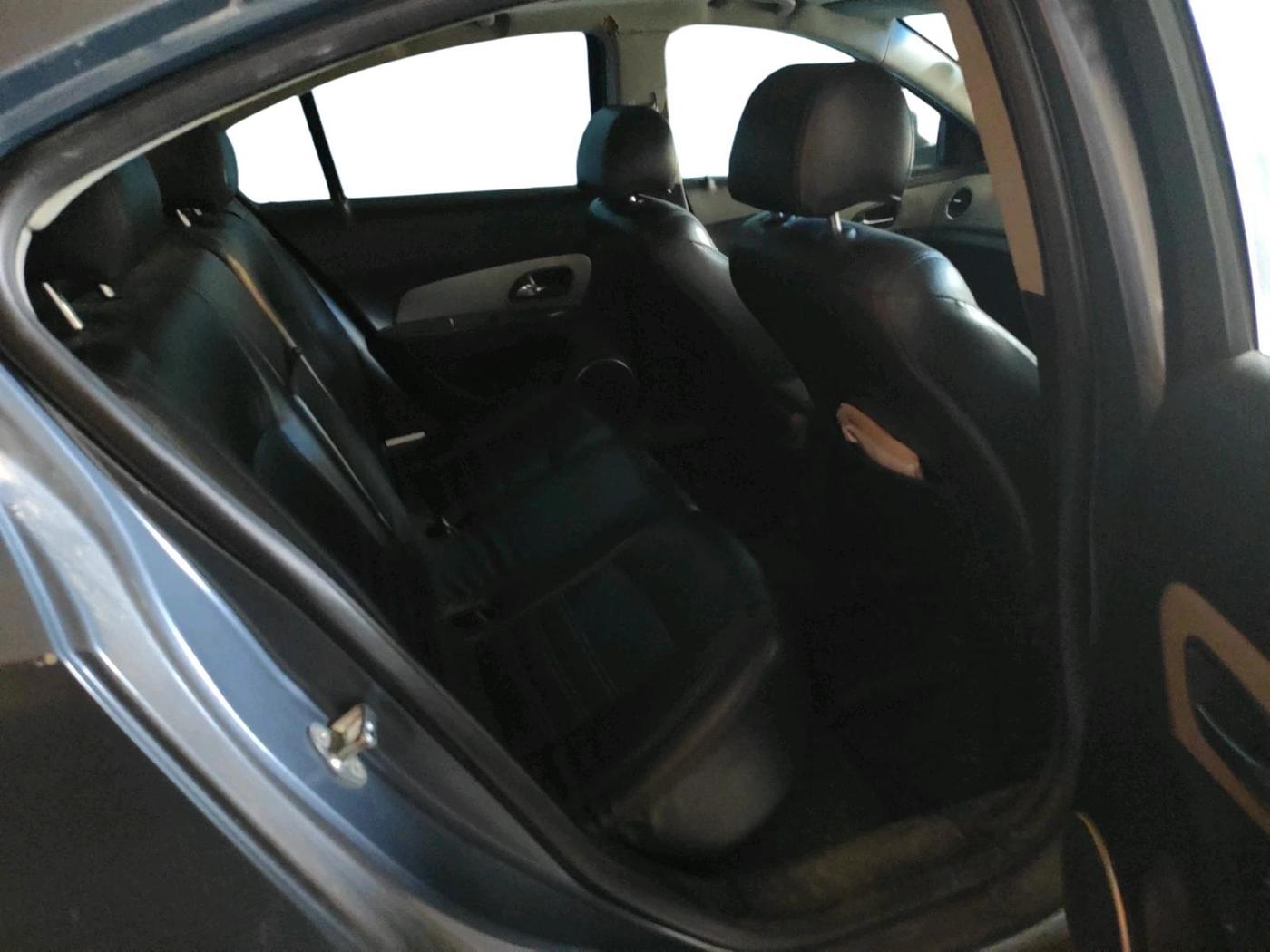 2011 Chevrolet Cruze LTZ AT, Diesel, Automatic, 1,71,072 km, interior