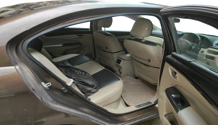2015 Maruti Ciaz ZDI, Diesel, Manual, 79,502 km, interior