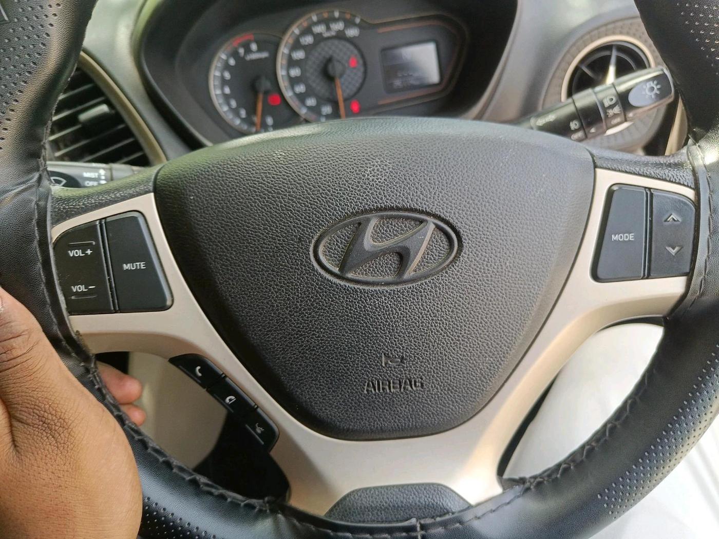 2022 Hyundai NEW SANTRO SPORTZ AMT, Petrol, Automatic, 25,114 km, interior
