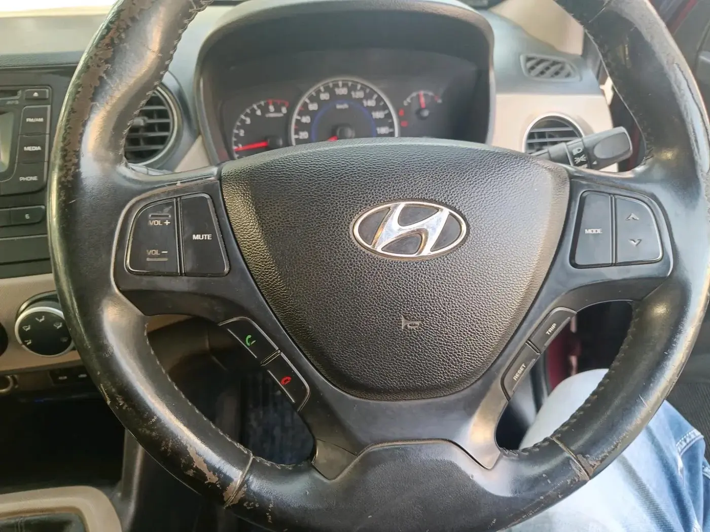 2013 Hyundai Grand i10 ASTA 1.1 CRDI, Diesel, Manual, 1,53,202 km, interior