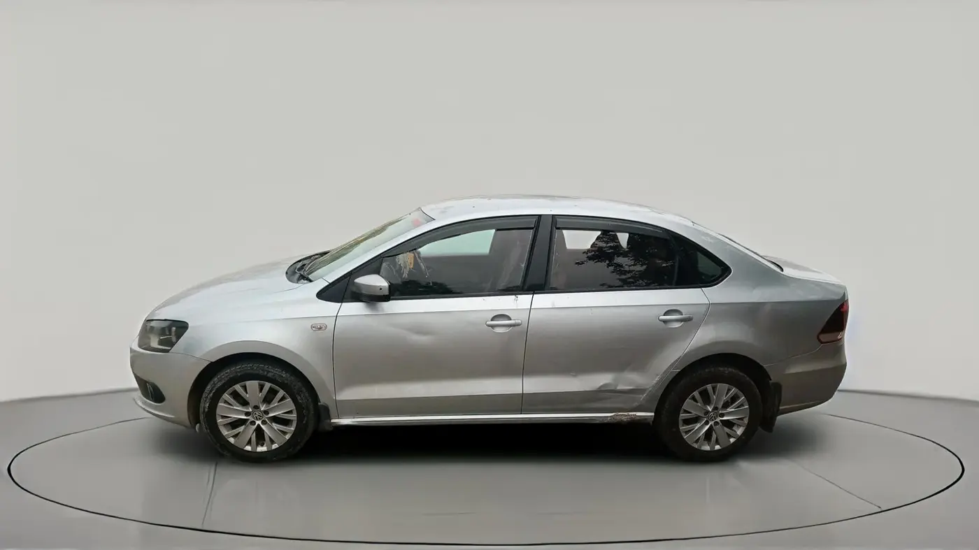 2014 Volkswagen Vento HIGHLINE DIESEL 1.5, Diesel, Manual, 1,35,587 km, exterior