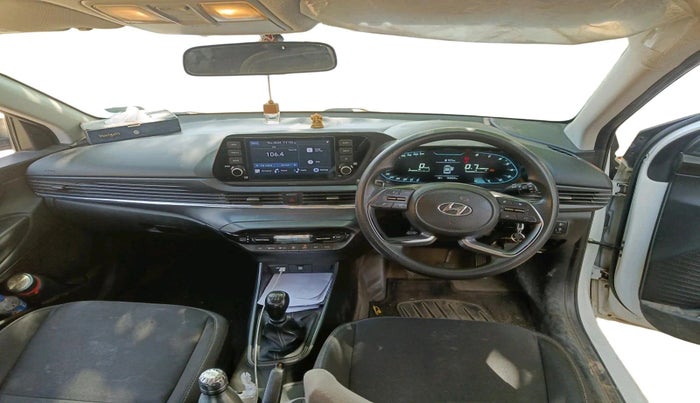 2022 Hyundai NEW I20 SPORTZ 1.2 MT, CNG, Manual, 1,02,569 km, interior