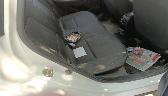 2022 Hyundai NEW I20 SPORTZ 1.2 MT, CNG, Manual, 1,02,569 km, interior