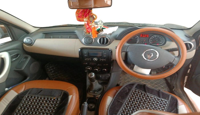 2013 Renault Duster 85 PS RXL DIESEL, Diesel, Manual, 84,765 km, interior