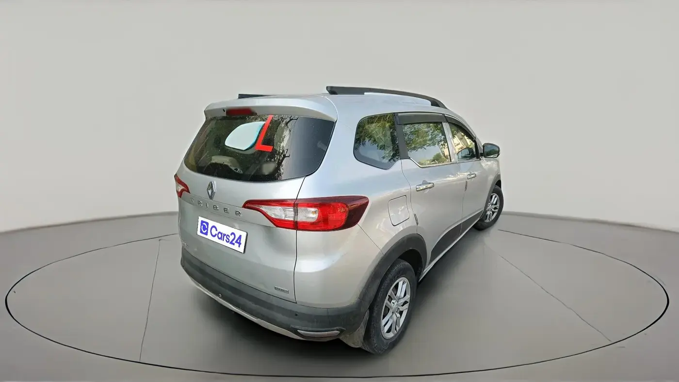 2021 Renault TRIBER RXL MT, Petrol, Manual, 31,490 km, exterior