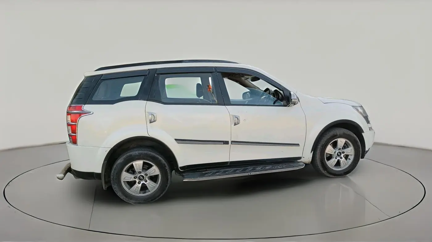 2012 Mahindra XUV500 W8, Diesel, Manual, 1,59,332 km, exterior