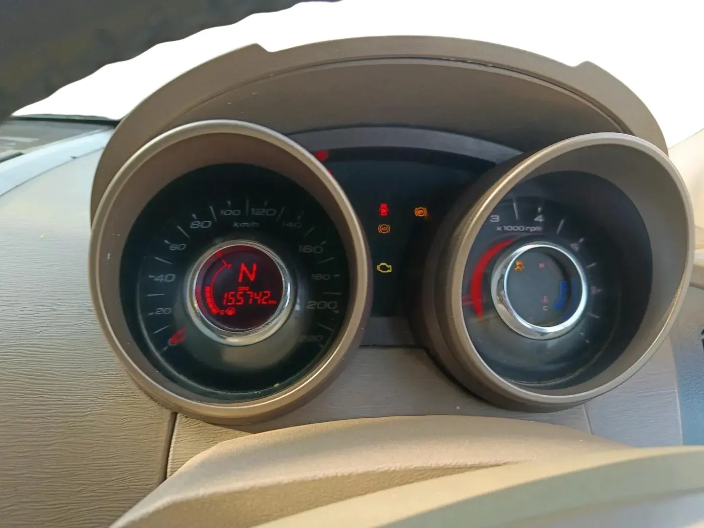 2012 Mahindra XUV500 W8, Diesel, Manual, 1,59,332 km, interior