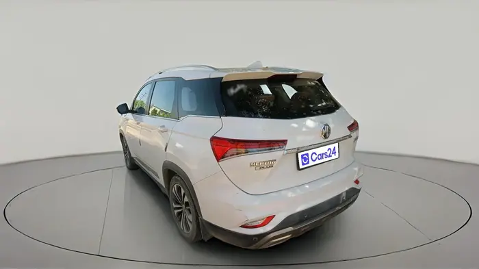 2022 MG HECTOR PLUS SHARP 1.5 PETROL TURBO HYBRID MT 6-STR, Petrol, Manual, 51,746 km, exterior