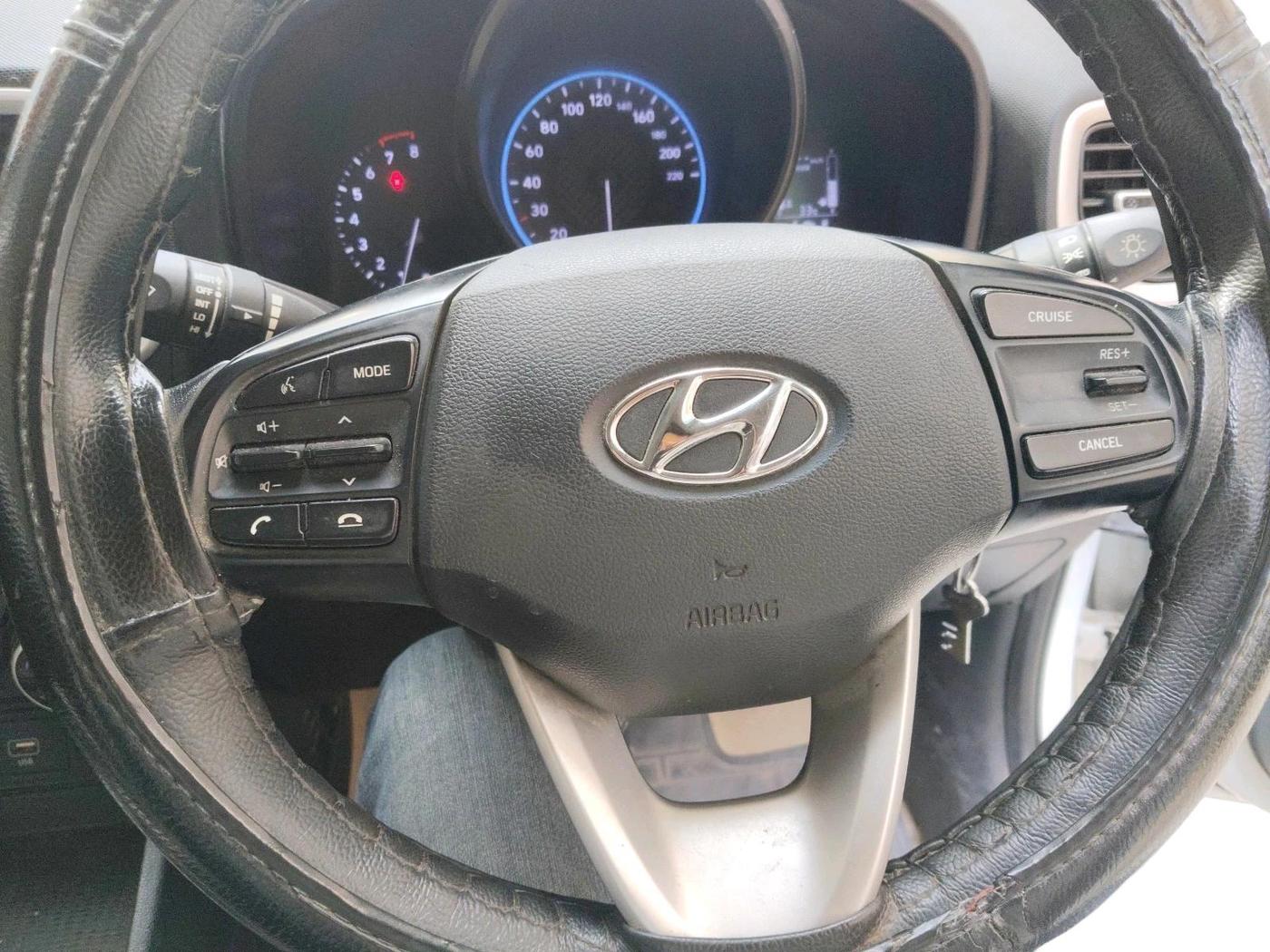2020 Hyundai VENUE SX 1.0 TURBO, Petrol, Manual, 45,065 km, interior