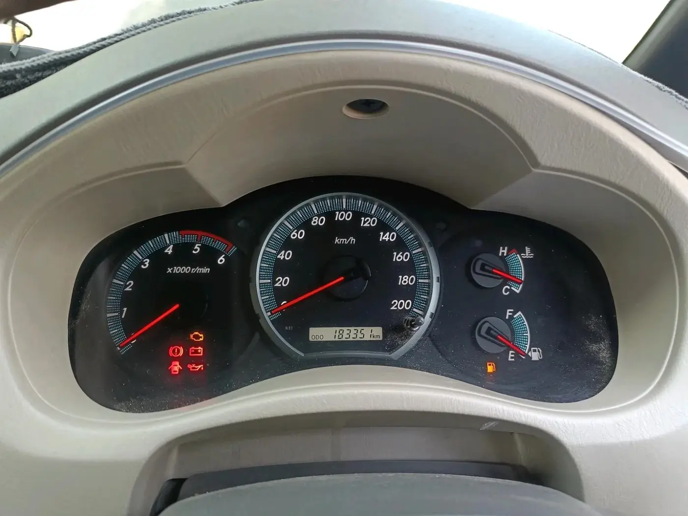 2014 Toyota Innova 2.5 ZX 7 STR, Diesel, Manual, 1,86,601 km, interior