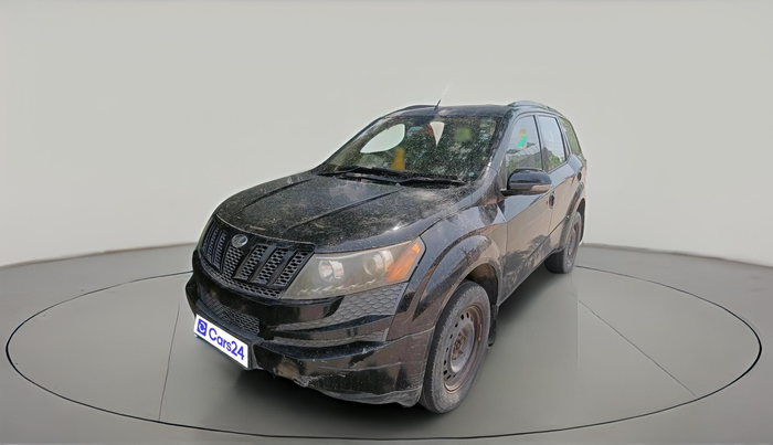 2015 Mahindra XUV500 W4, Diesel, Manual, 1,03,919 km, exterior