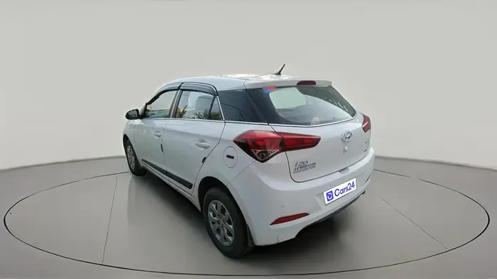 2017 Hyundai Elite i20 SPORTZ 1.2, Petrol, Manual, 1,17,119 km, exterior