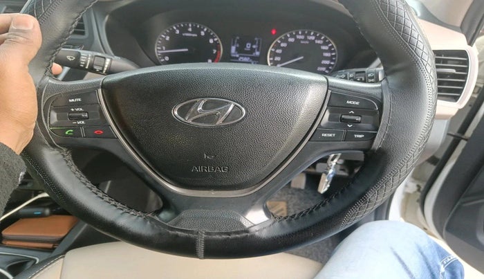 2017 Hyundai Elite i20 SPORTZ 1.2, Petrol, Manual, 1,17,119 km, interior