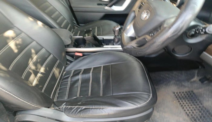 2021 Tata Harrier XT 2.0L KRYOTEC, Diesel, Manual, 1,55,067 km, interior