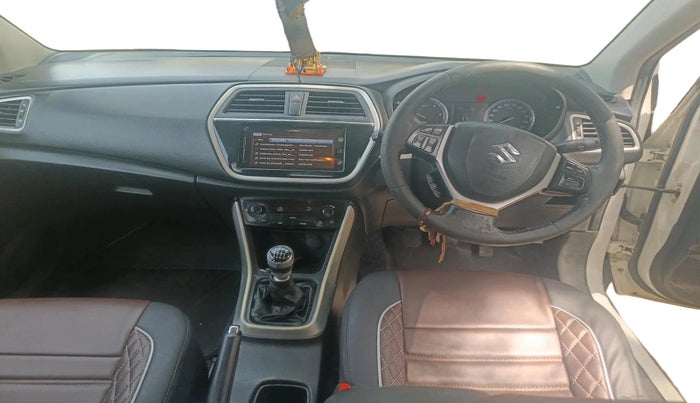 2017 Maruti S Cross ALPHA 1.6, Diesel, Manual, 1,20,574 km, interior