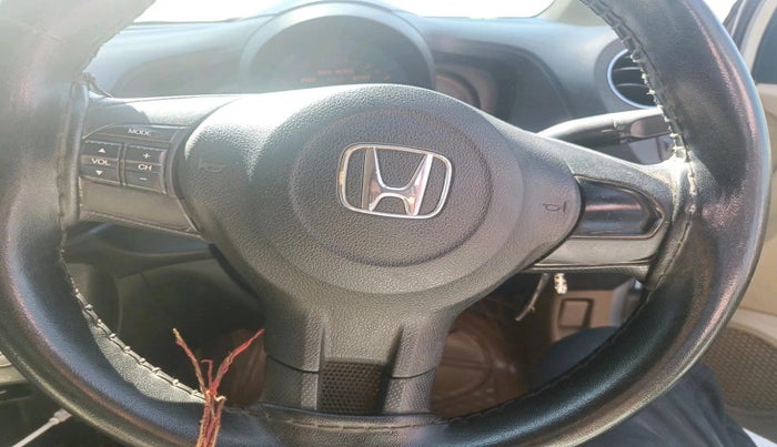 2014 Honda Amaze 1.5L I-DTEC S, Diesel, Manual, 1,02,294 km, interior