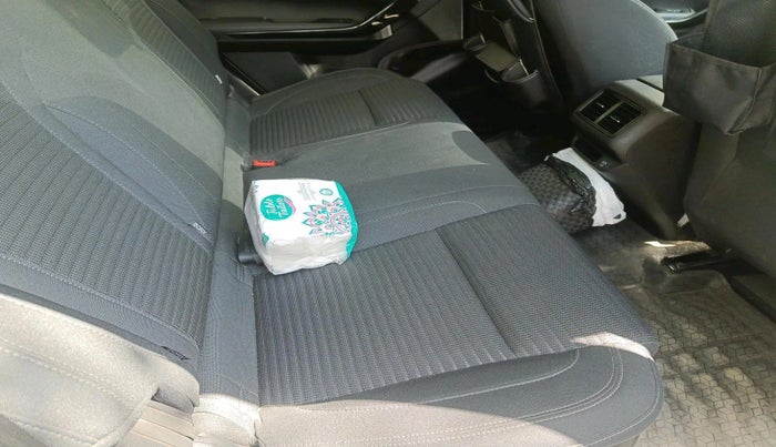 2023 Mahindra XUV700 AX 5 P AT 5 STR, Petrol, Automatic, 25,446 km, interior