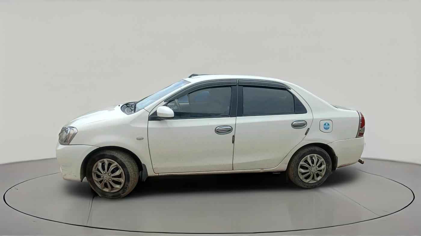 2014 Toyota Etios GD, Diesel, Manual, 2,15,049 km, exterior