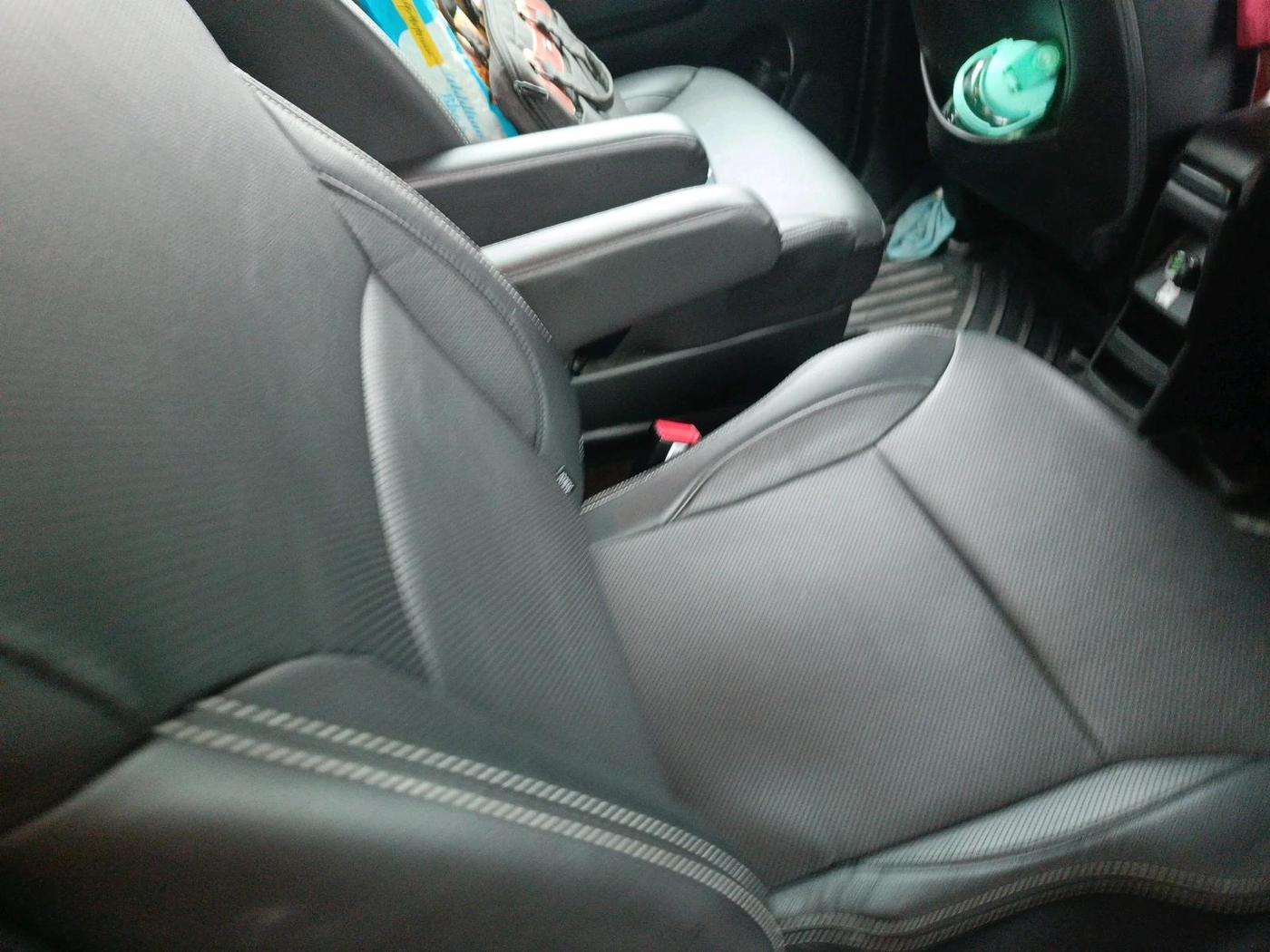 2024 Maruti XL6 ALPHA MT, Petrol, Manual, 27,814 km, interior